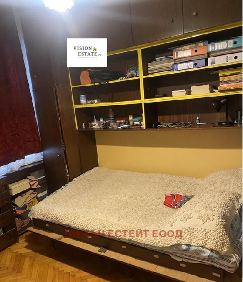 Til leie  2 soverom Sofia , Tsentar , 76 kvm | 54903558 - bilde [2]