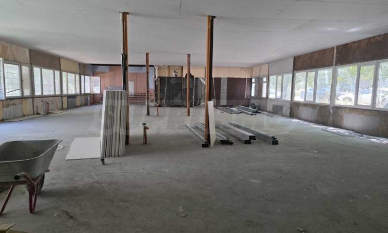 Под наем ЗАВЕДЕНИЕ, град София, Студентски град • 4650 € • 12043065 — Holmes.bg