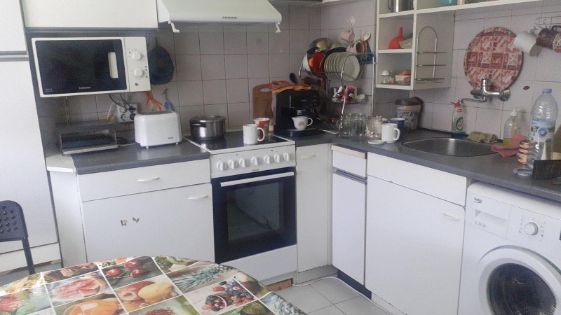 Zu vermieten  Studio Sofia , Ljulin 4 , 55 qm | 90667219 - Bild [3]