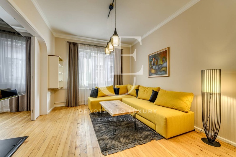 Kiadó  2 hálószobás Sofia , Centar , 100 négyzetméter | 39705140
