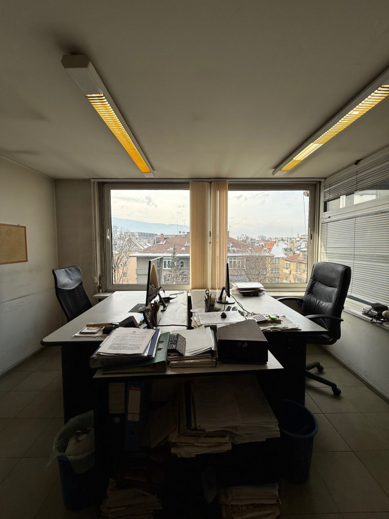 Дава под наем ОФИС, гр. София, Център