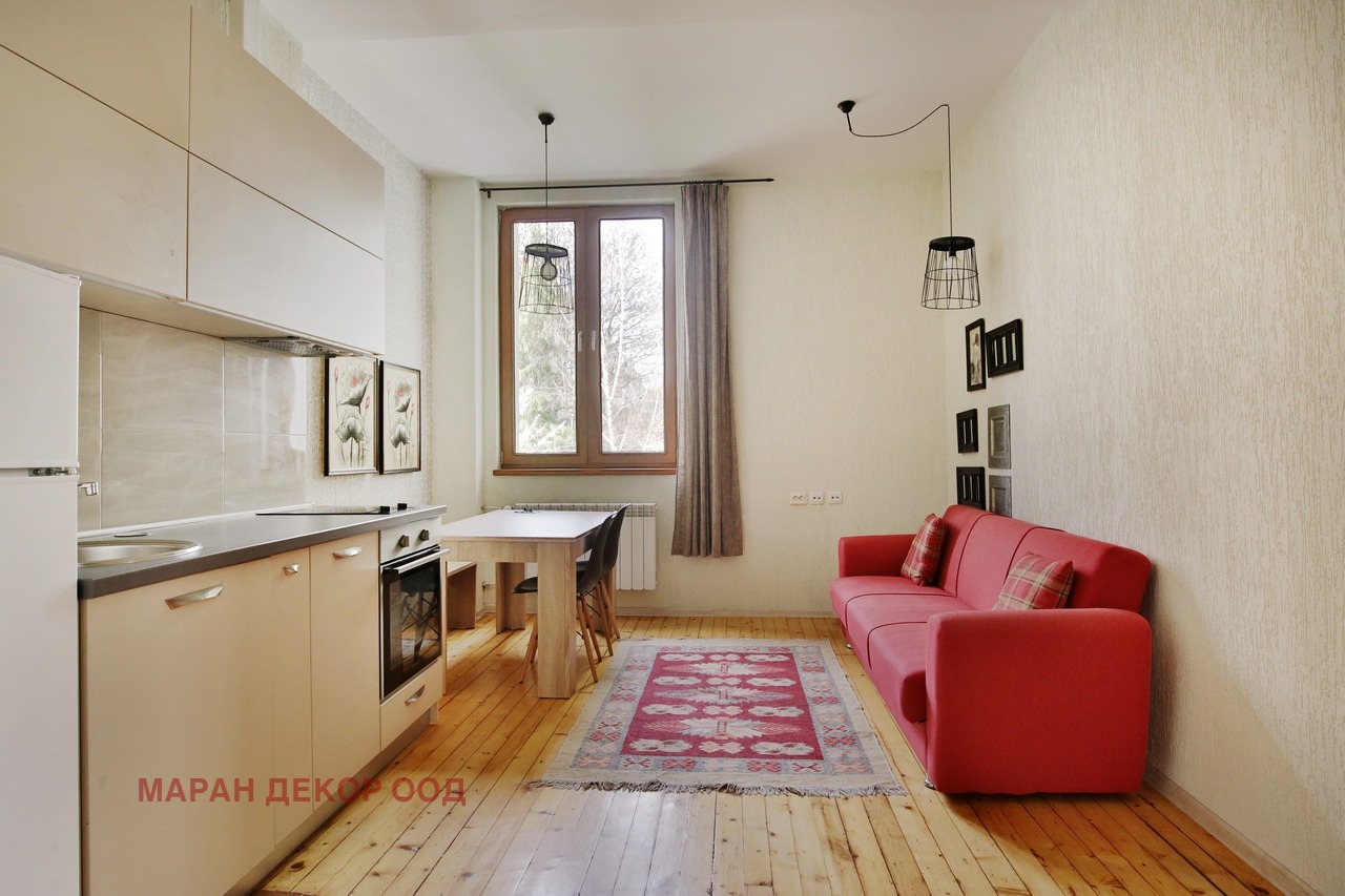 Дава под наем 2-СТАЕН, гр. София, Център