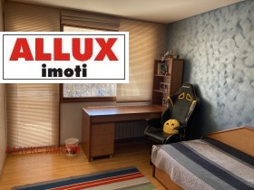 ���� ��� ���� 3-����� | Imot.bg � ����� ������ 6