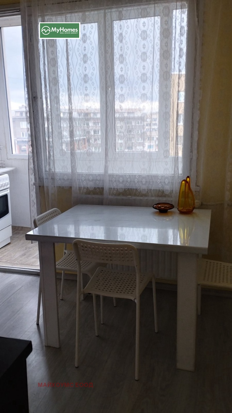 Издаје се  2 спаваће собе Софија , Дарвеница , 86 м2 | 56578621 - слика [10]