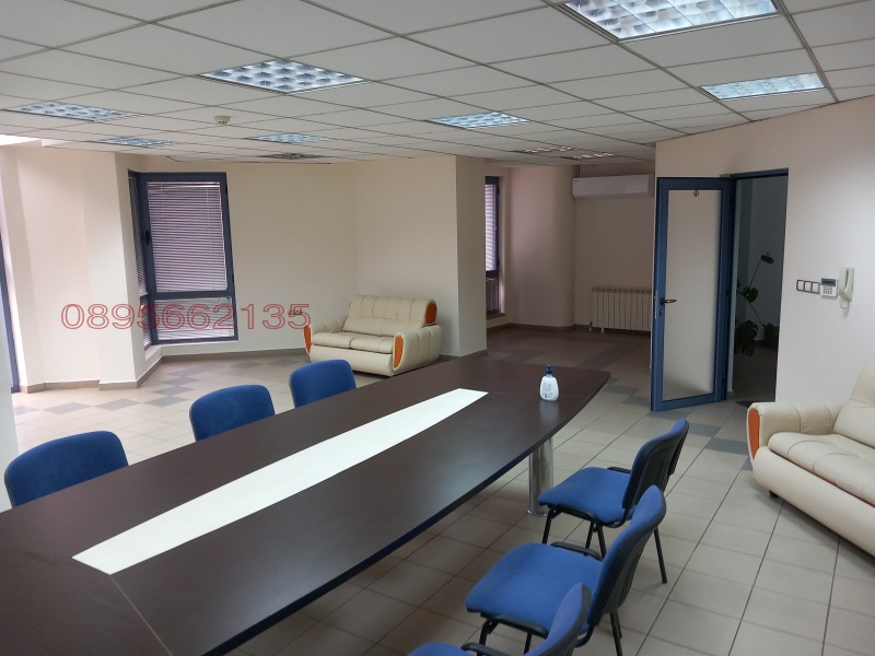 Дава под наем ОФИС, гр. Пловдив, Център