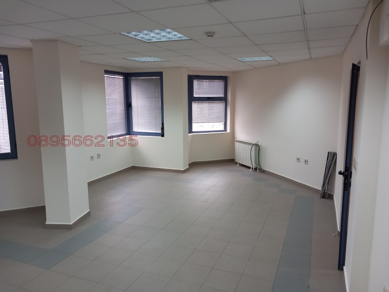 Дава под наем ОФИС, гр. Пловдив, Център, снимка 11 - Офиси - 52784701