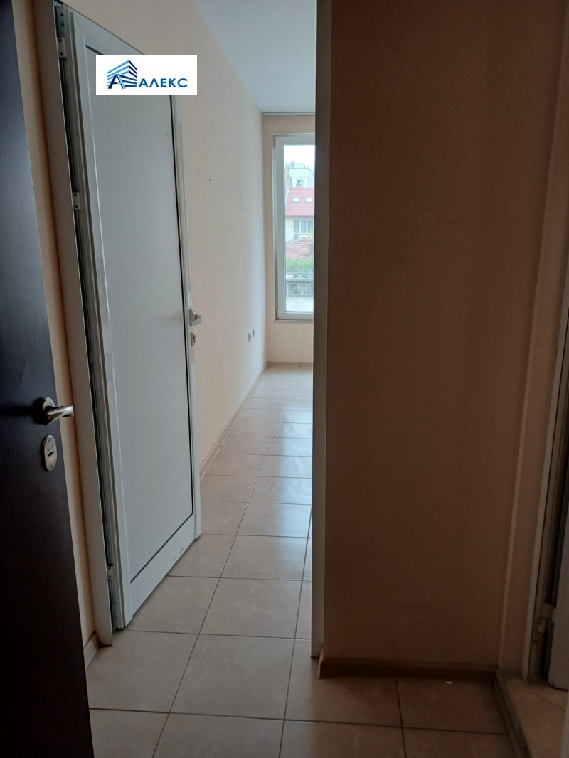 Vuokrattavana  Toimisto Plovdiv , Vastanitšeski , 44 neliömetriä | 98138870 - kuva [2]