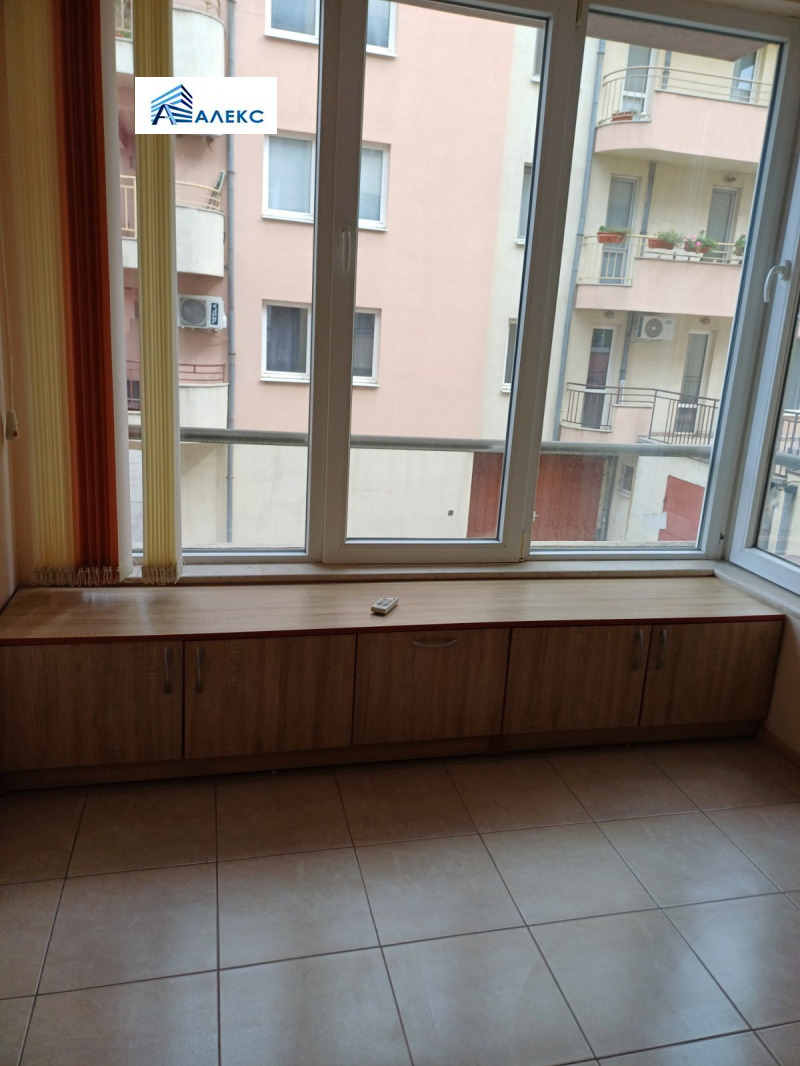 För uthyrning  Kontor Plovdiv , Vastanitjeski , 44 kvm | 98138870 - bild [4]