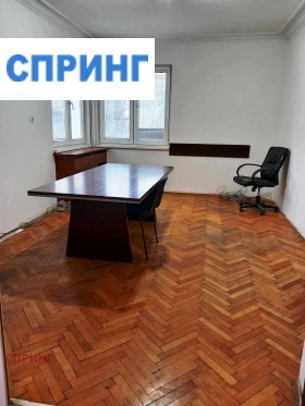 Офиси под наем в град София, Център - изображение 6 