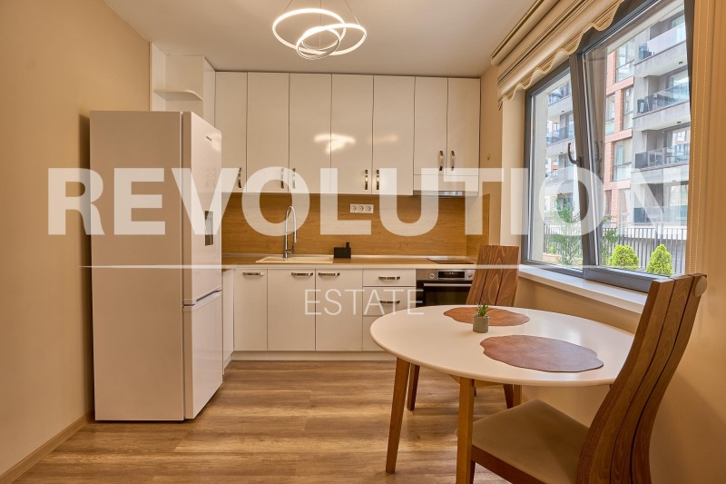 En renta  1 dormitorio Plovdiv , Jristo Smirnenski , 70 metros cuadrados | 52543733