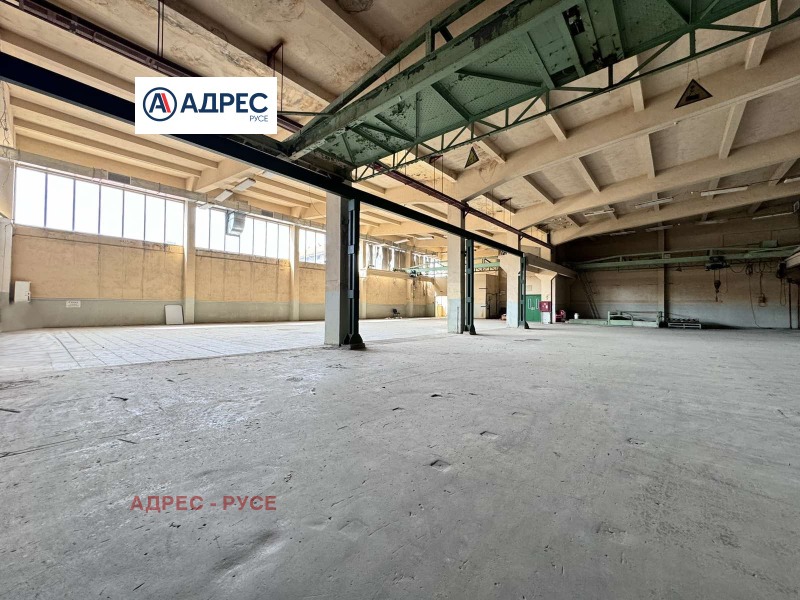 K pronájmu  Průmyslová budova Ruse , Zdravec , 3000 m2 | 93923055 - obraz [4]