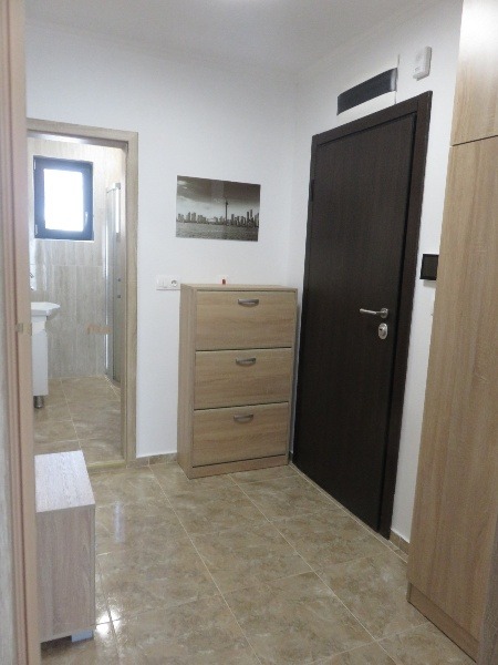 Дава под нем  2-стаен, град Пловдив, Център •  625 EUR • ID 50729806 — holmes.bg - [1] 