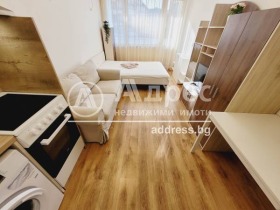 Studio Baniszora, Sofia 3