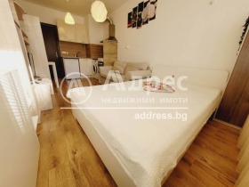 Studio Baniszora, Sofia 6
