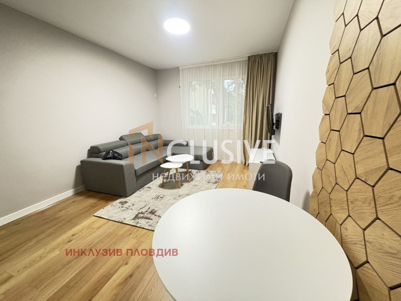 Vuokrattavana  1 makuuhuone Plovdiv , Kjutšuk Pariž , 60 neliömetriä | 42447213
