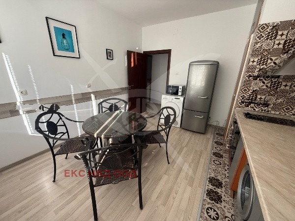 Дава под наем 3-СТАЕН, гр. Пловдив, Център, снимка 5 - Апартаменти - 52744664