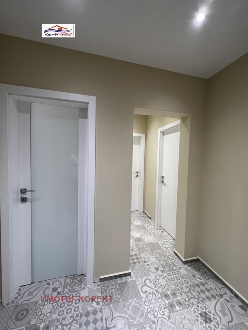 Zu vermieten  3 Schlafzimmer Sofia , Iztok , 160 qm | 22248037 - Bild [2]
