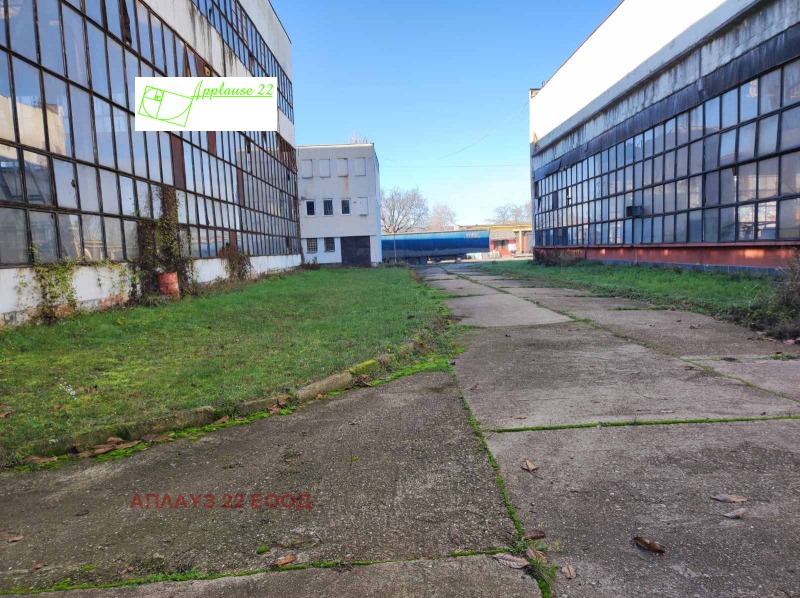 Дава под наем СКЛАД, гр. Червен бряг, област Плевен, снимка 2 - Складове - 53149456