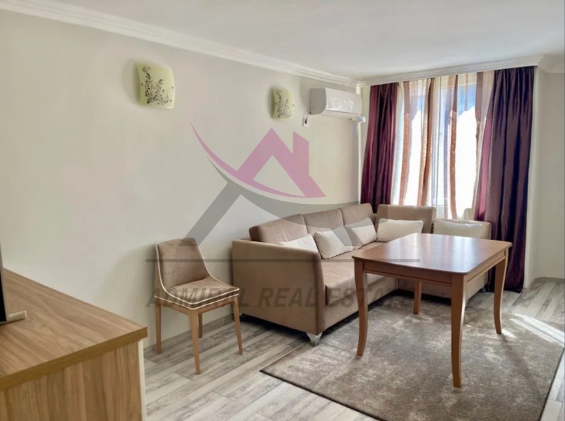 K pronájmu  1 ložnice Varna , Centar , 50 m2 | 72426679