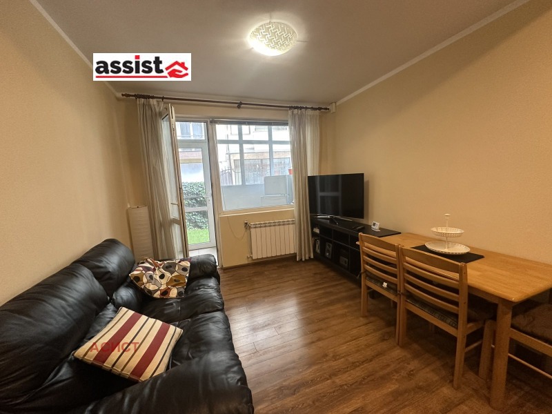 Издаје се  1 спаваћа соба Софија , Манастирски ливади , 55 м2 | 95704381