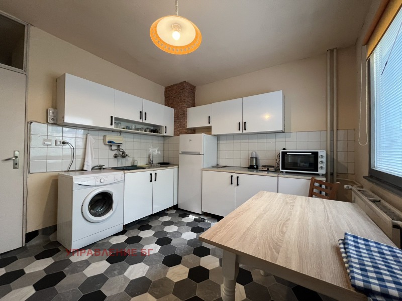 Zu vermieten  2 Schlafzimmer Sofia , Hadschi Dimitar , 130 qm | 91583753
