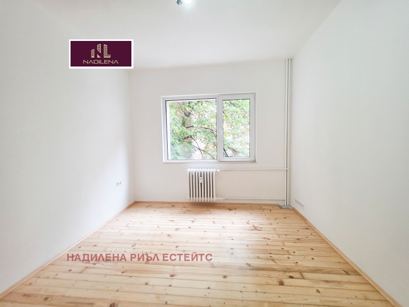 Дава под наем 3-СТАЕН, гр. София, Център, снимка 10 - Апартаменти - 52397208