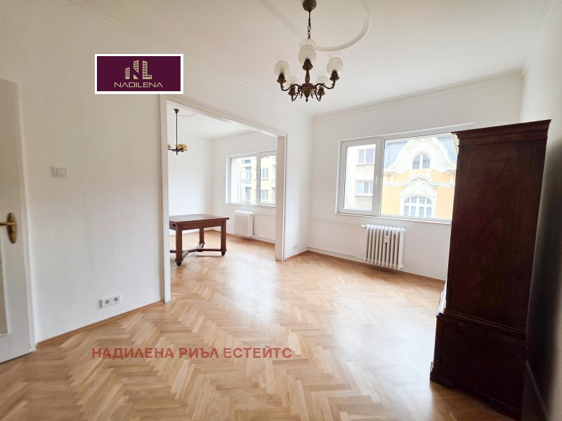 Дава под наем 3-СТАЕН, гр. София, Център, снимка 8 - Апартаменти - 52397208