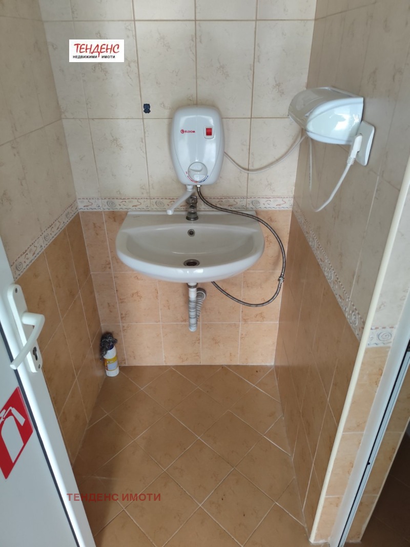 Дава под наем МАГАЗИН, гр. Кърджали, Възрожденци, снимка 4 - Магазини - 52558495