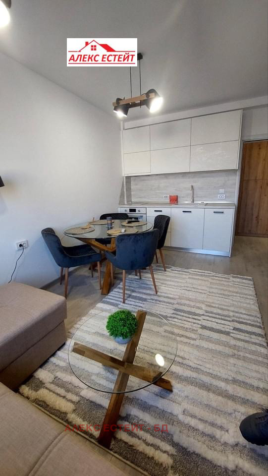 Para alugar  1 quarto Ruse , Centar , 65 m² | 74731023