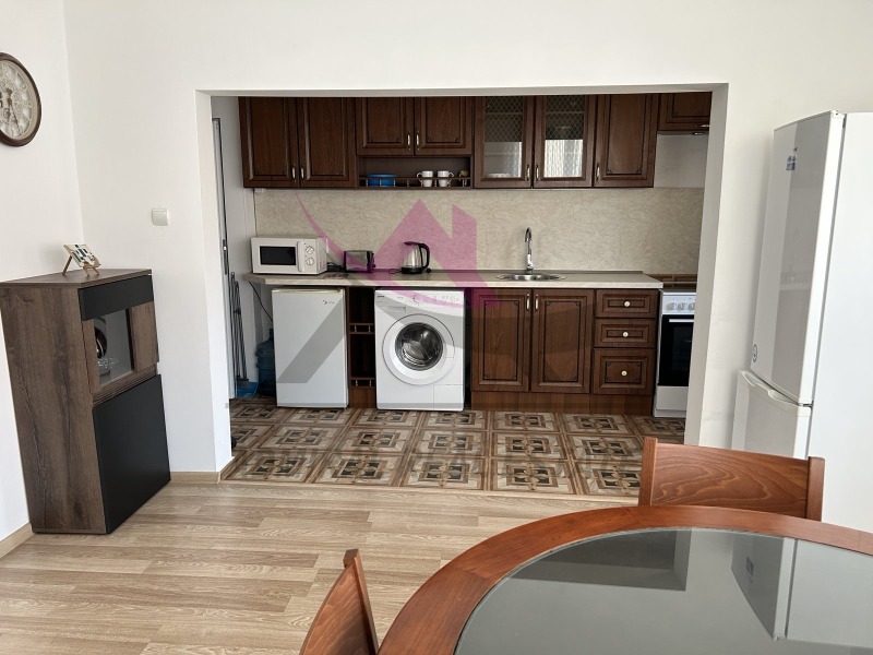 De inchiriat  2 dormitoare Varna , Țentâr , 110 mp | 81486691