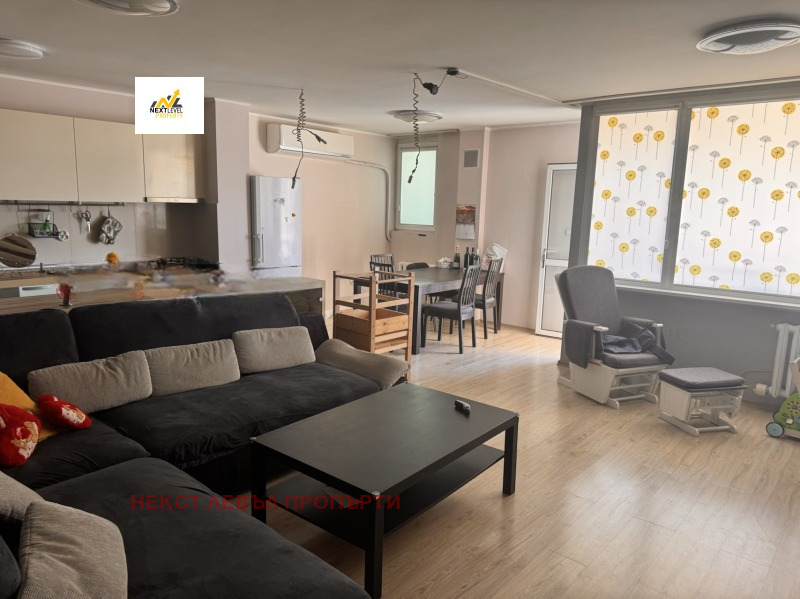 Дава под наем 3-СТАЕН, гр. София, Гоце Делчев