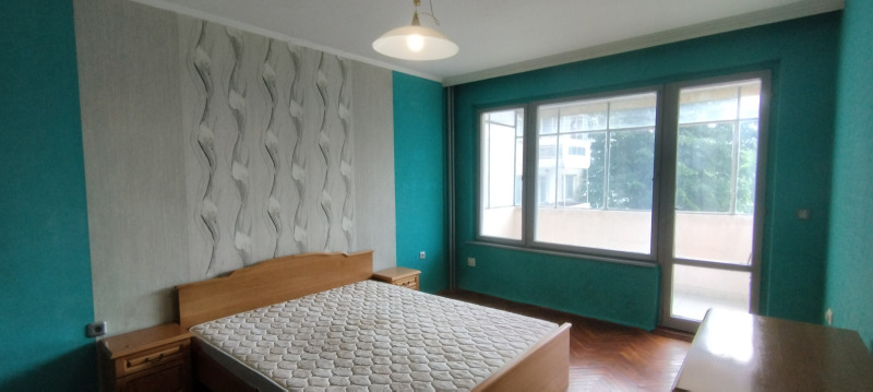 Vuokrattavana  3 makuuhuonetta Varna , Spartakin stadion , 90 neliömetriä | 86449210 - kuva [3]