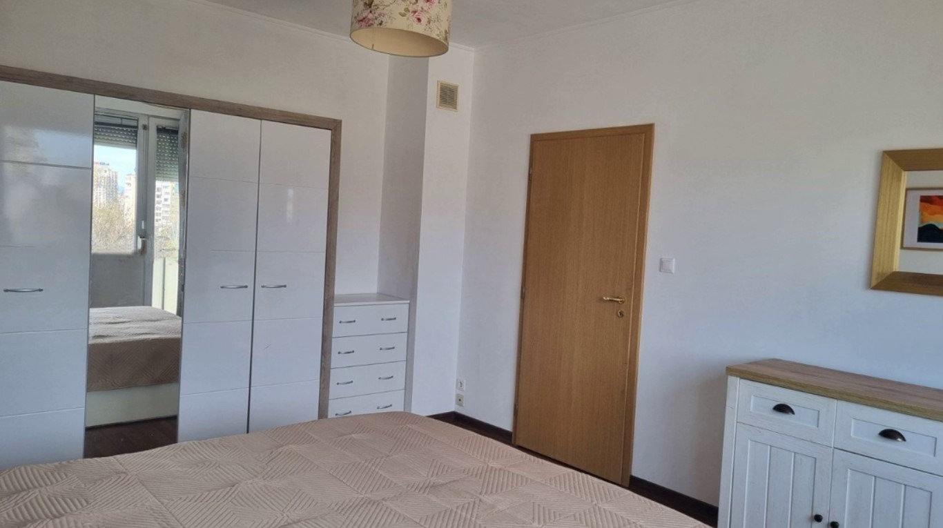 Дава под наем 3-СТАЕН, гр. София, Изток, снимка 5 - Апартаменти - 54263087