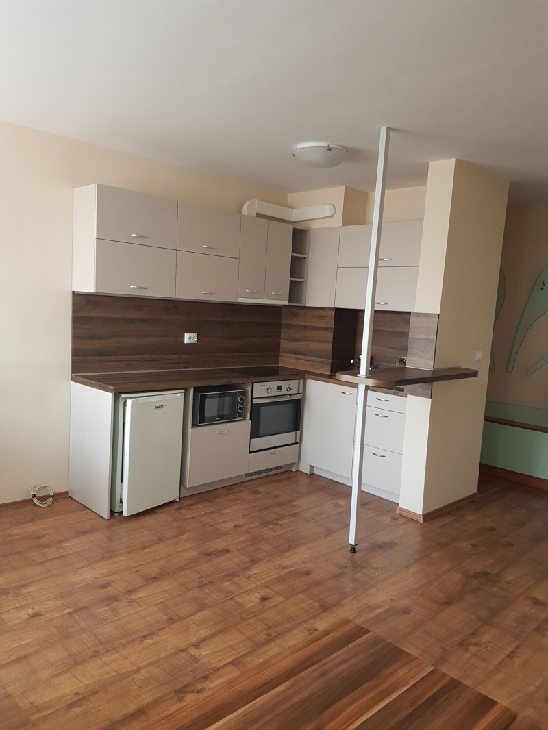 Дава под наем 2-СТАЕН, гр. София, Център