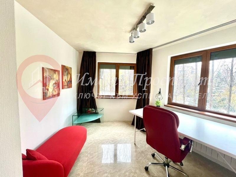 De inchiriat  2 dormitoare Sofia , Vitoșa , 135 mp | 39008886 - imagine [15]