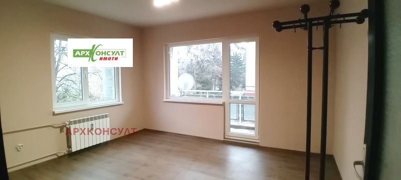 Дава под наем 3-СТАЕН, гр. София, Гео Милев, снимка 8 - Апартаменти - 52814377