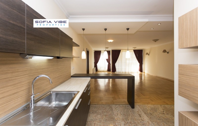 Дава под наем 4-СТАЕН, гр. София, Изток