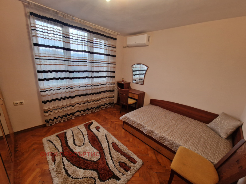 Дава под наем МНОГОСТАЕН, гр. Благоевград, Запад, снимка 8 - Апартаменти - 52664075