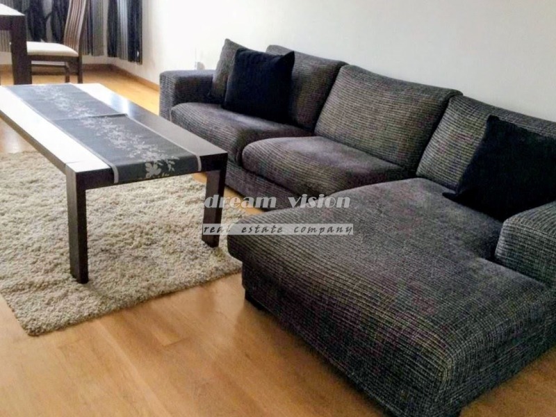 Дава под наем 3-СТАЕН, гр. София, Център