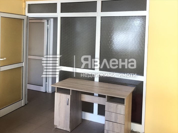 De inchiriat  Birou Sofia , Zona B-18 , 55 mp | 11209523