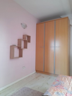 1 спаваћа соба Манастирски ливади, Софија 9