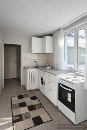 2-СТАЕН, 40 m2
