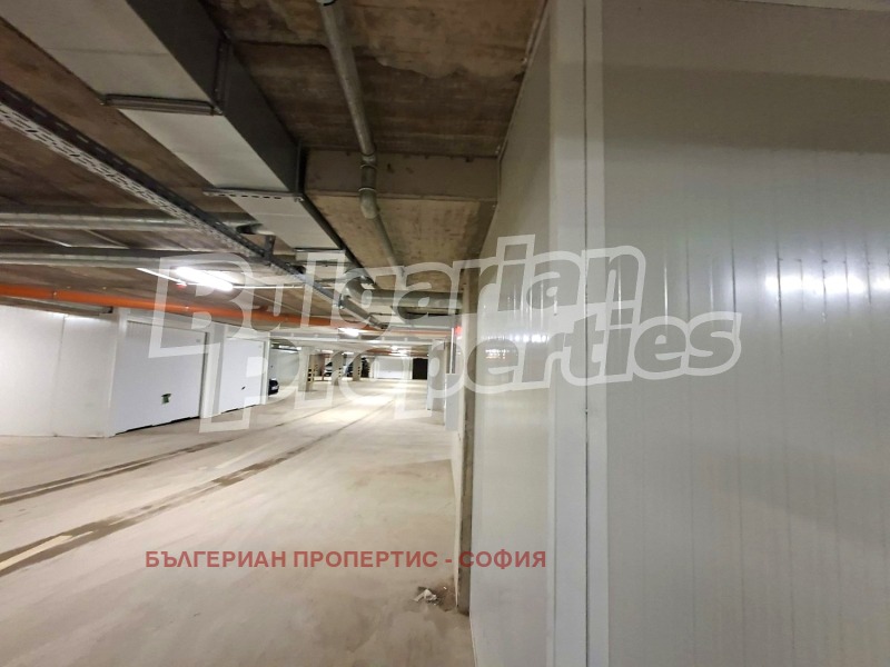 Дава под наем ГАРАЖ, ПАРКОМЯСТО, гр. София, Малинова долина, снимка 3 - Гаражи и паркоместа - 53595424