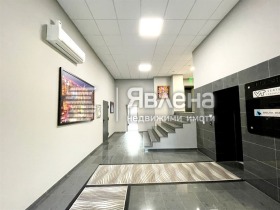 ОФИС, 650 m2