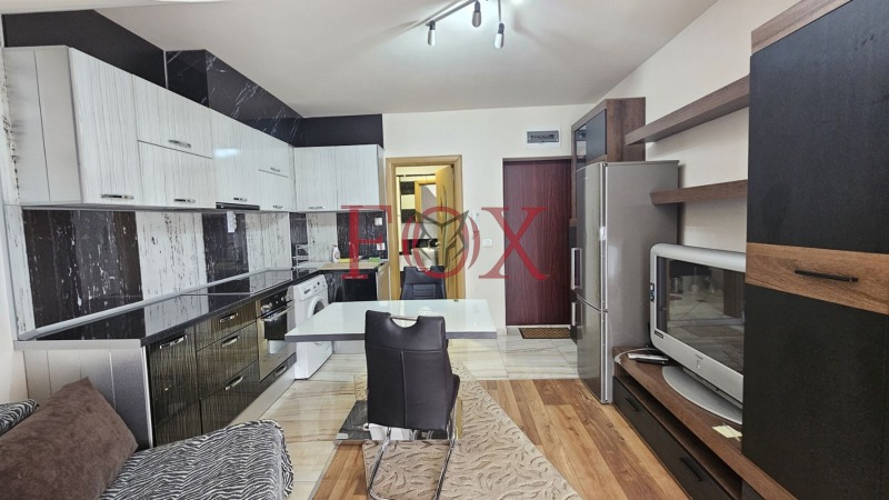 Kiadó  Stúdió Varna , Pogrebi , 30 négyzetméter | 33277199 - kép [4]