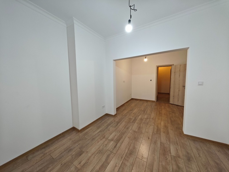 De inchiriat  1 dormitor Sofia , Țentâr , 50 mp | 27870137 - imagine [3]