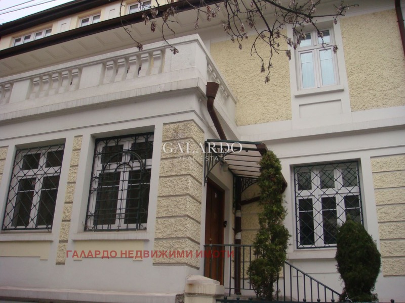 För uthyrning  Hus Sofia , Centar , 850 kvm | 47133824