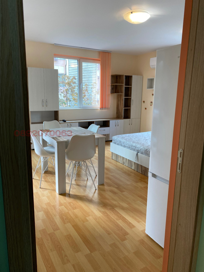 Дава под наем 1-СТАЕН, гр. Русе, Централен южен район, снимка 9 - Апартаменти - 52946122