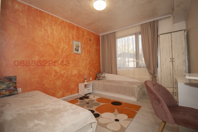 Дава под наем КЪЩА, гр. Аксаково, област Варна, снимка 7 - Къщи - 52781141