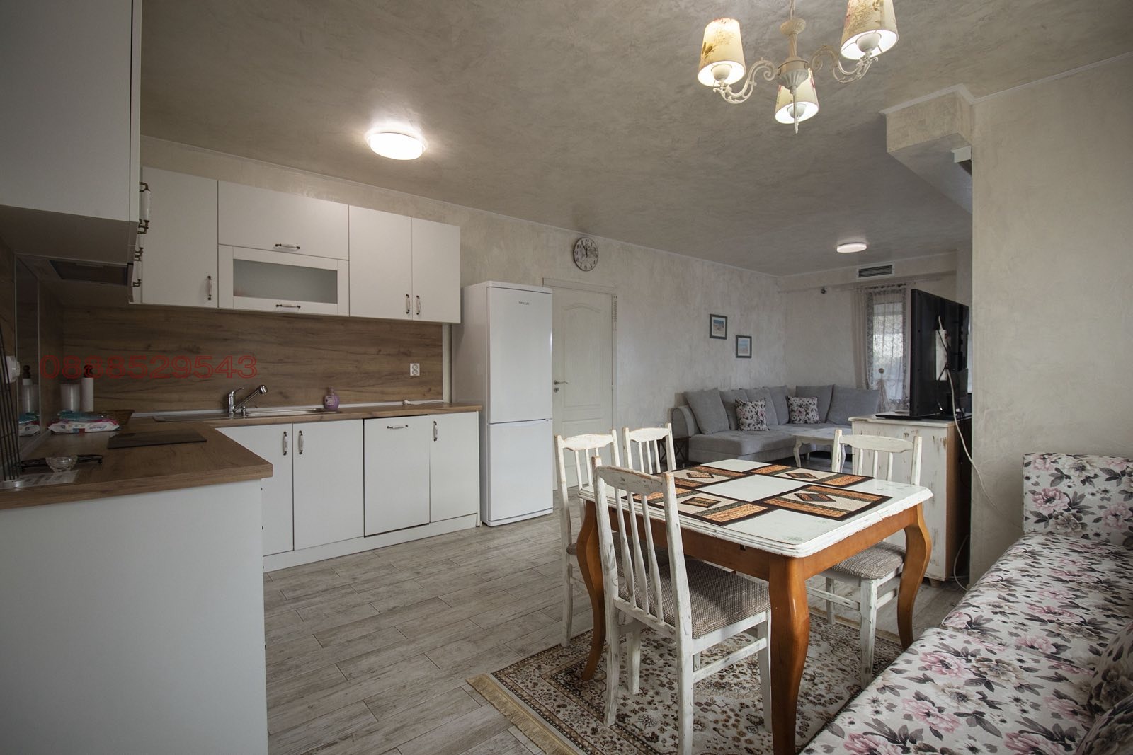 Дава под наем КЪЩА, гр. Аксаково, област Варна, снимка 8 - Къщи - 53717333